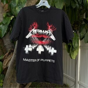 Dream USA Metallica Master of Puppets Band Graphic Black T-Shirt .
